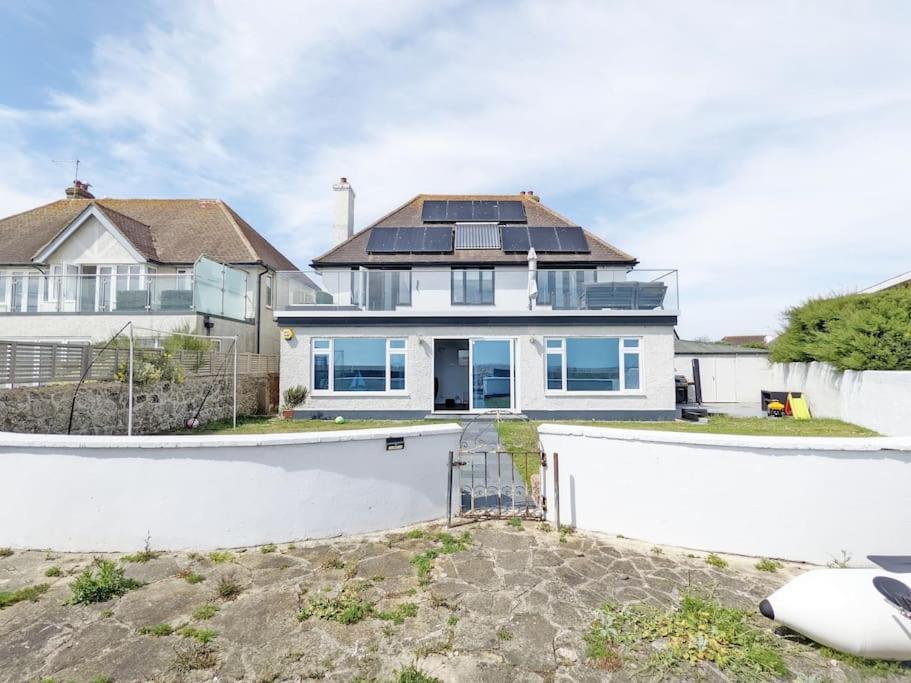 Beach View Middleton-on-Sea Exterior photo