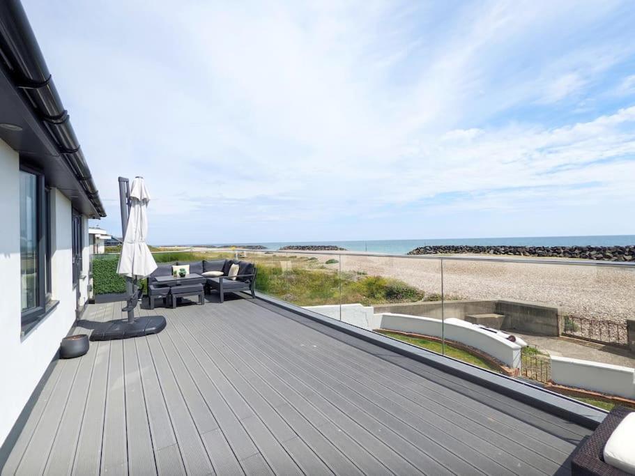 Beach View Middleton-on-Sea Exterior photo